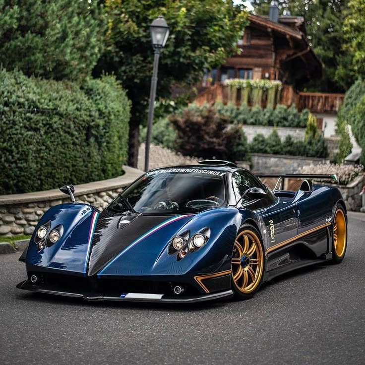 Dettaglio Auto 2